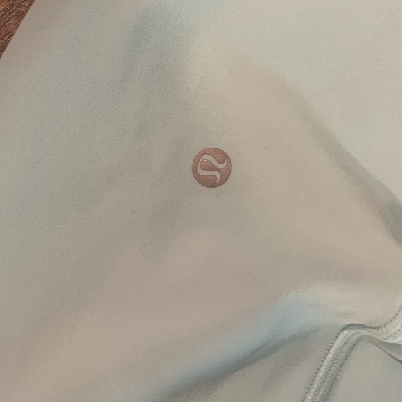 NWT Lulu Leggings Ice Blue Size 4 - Picture 3 of 4